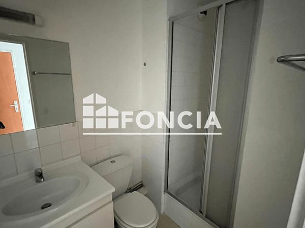 Location Studio 25 m² - 36 RUE CHARLES GILLE Tours 37000