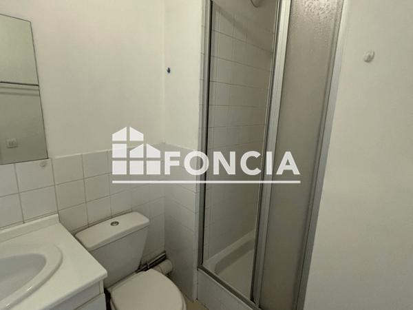 Location Studio 25 m² - 36 RUE CHARLES GILLE Tours 37000