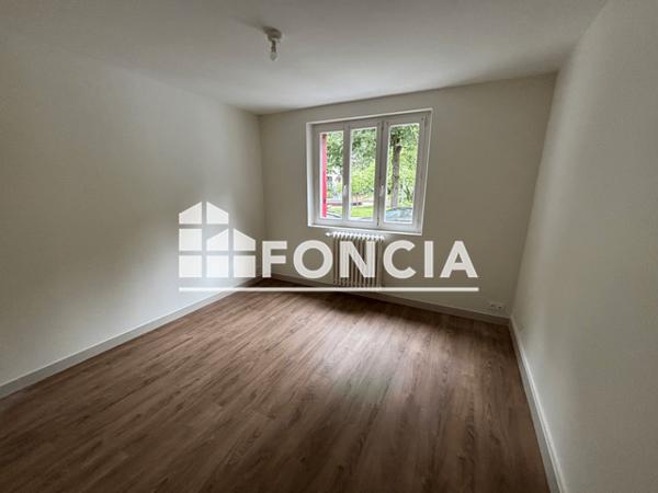 Location Appartement 2 pièces 49.54 m² - 25 PLACE NICOLAS FRUMEAUD Tours 37000