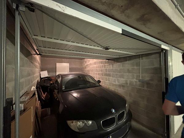 AURAY T.3 HYPER CENTRE VILLE AVEC GARAGE ET TERASSE- 69 m² HYPER CENTRE AVEC GARAGE , Auray
