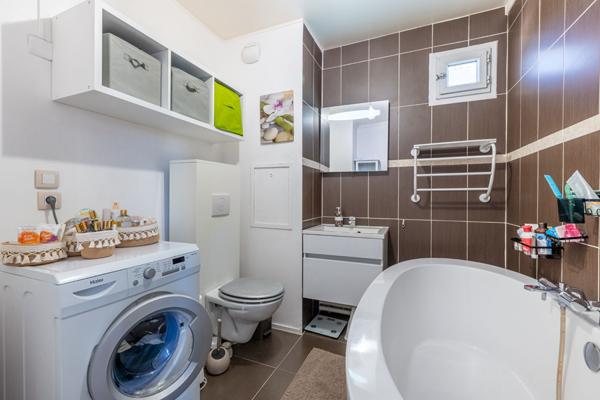 Cergy Préfecture, 2 pièces 55 m2 avec terrasse de 10m² !