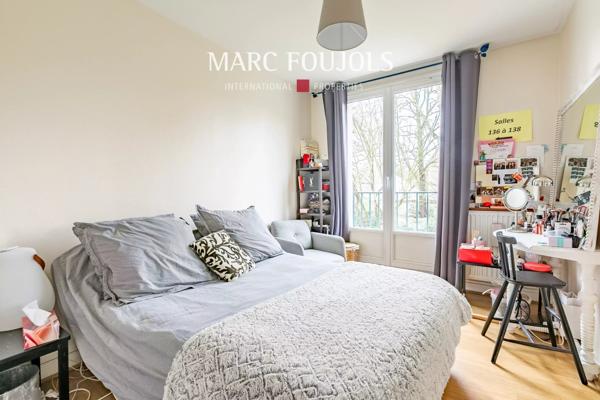 CHANTILLY – Rez de Chaussée avec jardin privatif , Gare à pied