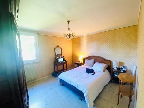 Maison  121 m2, 4 chambres, parcelle de 247m², jardin et garage