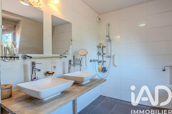 Maison à vendre 10 pièces 207,5 m² Strasbourg