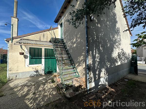 Vente
                Maison50,6 m² - 2 Pièces -
                    SANCOINS (18600)