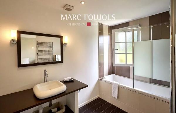 Proche Sancerre – Moulin avec dependance piscine et jaccuzi sur 5 hectares au coeur du Berry