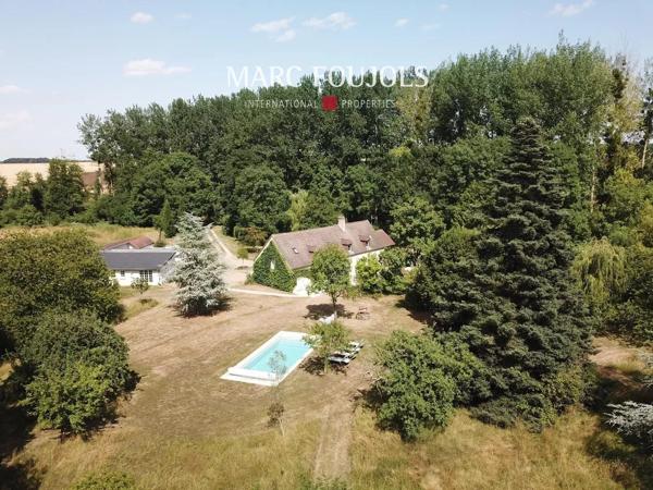 Proche Sancerre – Moulin avec dependance piscine et jaccuzi sur 5 hectares au coeur du Berry