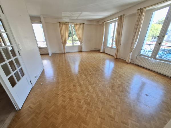 Appartement 5 pièce(s) 3 chambre(s) 129.66 m²