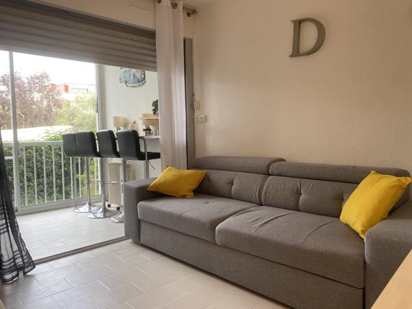 Studio refait à neuf résidence avec piscine à deux pas des plages La Grande-Motte (34280)