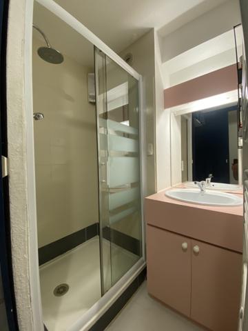 Studio refait à neuf résidence avec piscine à deux pas des plages La Grande-Motte (34280)