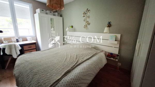 Maison 6 pièce(s) 4 chambre(s) 94 m²