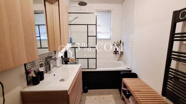 Maison 6 pièce(s) 4 chambre(s) 94 m²