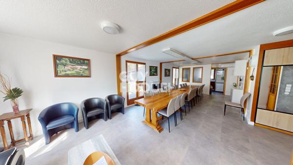 Propriété - 470 m² - 35 ares