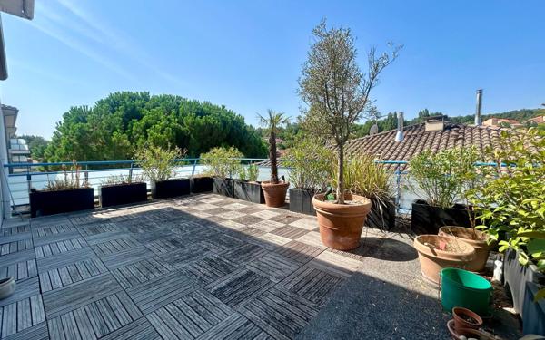 Appartement à vendre    5 pièces • 104,81 m2 Ramonville-Saint-Agne