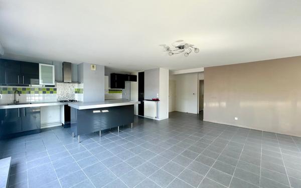 Appartement à vendre    5 pièces • 104,81 m2 Ramonville-Saint-Agne