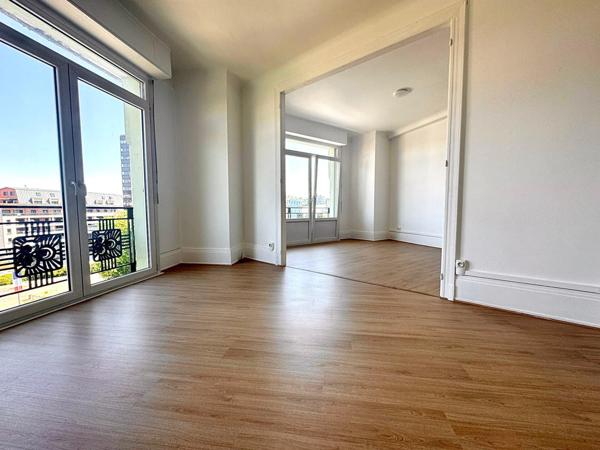 Appartement Haussmanien rénové - 110 m2 - 3 chambres - Centre ville de BELFORT