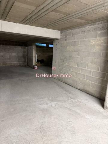Parking / Box à vendre de 12 m²