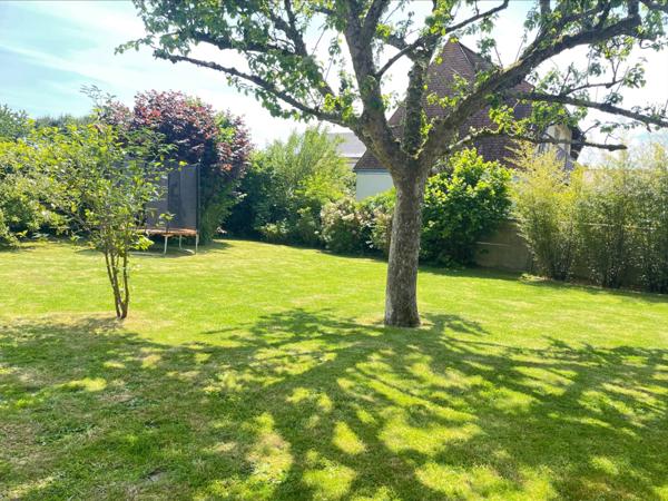 À VENDRE – Maison de 165m² rénovée en 2019 – Quartier calme à Bois-Guillaume (76230)