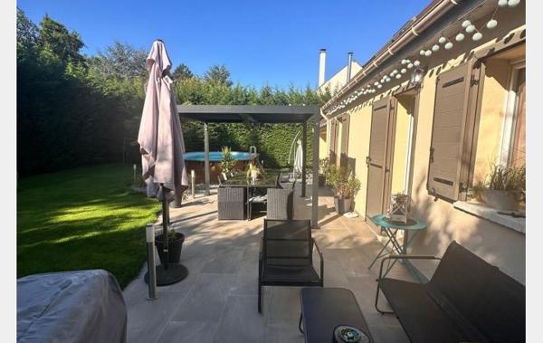 Vente Maison Avec piscine La queue-en-brie   