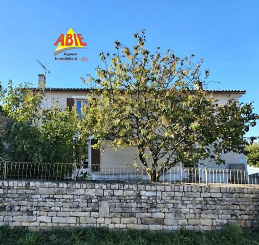 Maison  9 pièce(s)  7 chambre(s)  280.7 m²