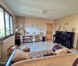 Maison  9 pièce(s)  7 chambre(s)  280.7 m²