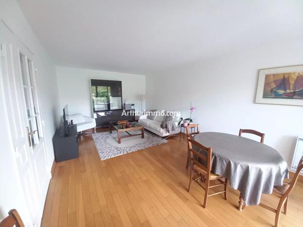 Location                                                      Appartement
                        
                     3 pièces                      64 m2                     à Sucy-en-Brie