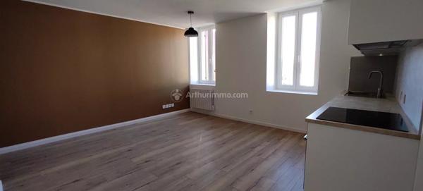 Location Appartement 2 pièces 39 m2 à Carmaux