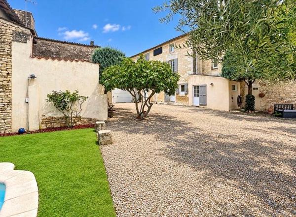 Maison à vendre 450 000 € Jarnac 7 p 190 m² DPE B
