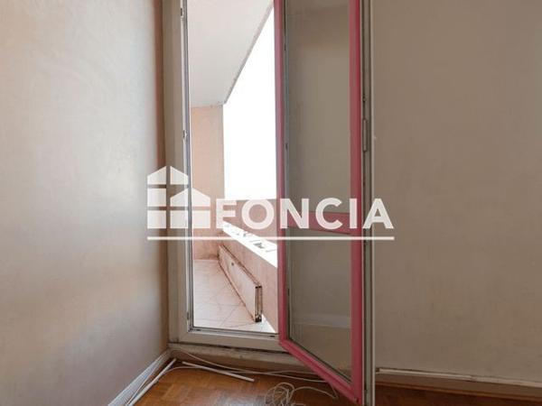 À vendre Appartement 3 pièces 66 m² - Corbeil-essonnes 91250