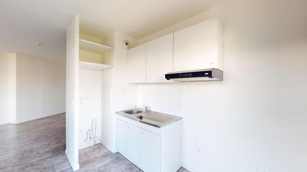 Appartement Châtenay-Malabry 3 pièce(s) 62.33 m2 ; Vue dégagée ; T10 ; Commerces ;