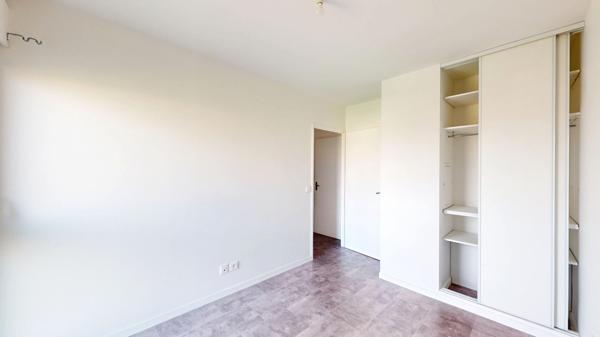 Appartement Châtenay-Malabry 3 pièce(s) 62.33 m2 ; Vue dégagée ; T10 ; Commerces ;