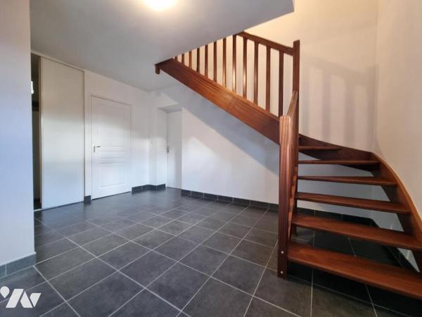 LA TURBALLE , maison de 2010 située à environ 800m de la plage