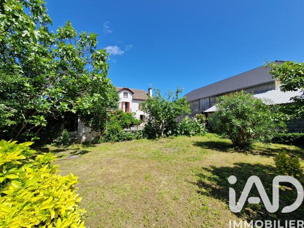 Maison à vendre 8 pièces 240 m² Lestelle-Bétharram
