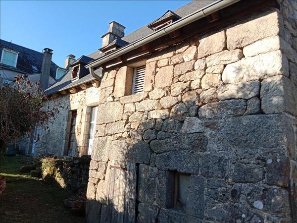 Maison à vendre |  Saint-Martin-la-Méanne |  2 pièces | 180 m²