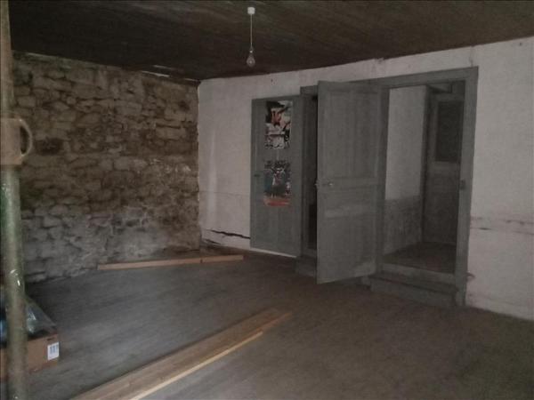 Maison à vendre |  Saint-Martin-la-Méanne |  2 pièces | 180 m²