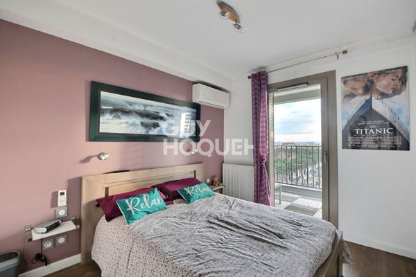 À VENDRE, DERNIER ETAGE, Appartement lumineux de 104 m² avec double balcon et vue dégagée, Dernier étage, Lyon 8ème (69008)