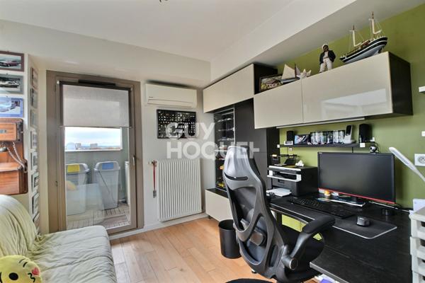 À VENDRE, DERNIER ETAGE, Appartement lumineux de 104 m² avec double balcon et vue dégagée, Dernier étage, Lyon 8ème (69008)