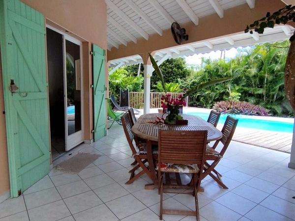 Maison à vendre    5 pièces • 107,66 m2 Saint-François