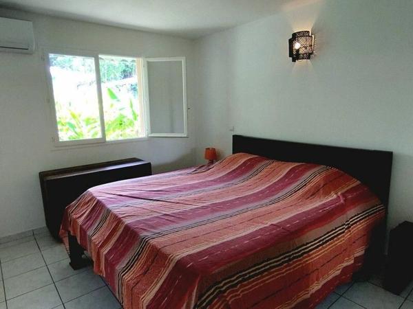 Maison à vendre    5 pièces • 107,66 m2 Saint-François
