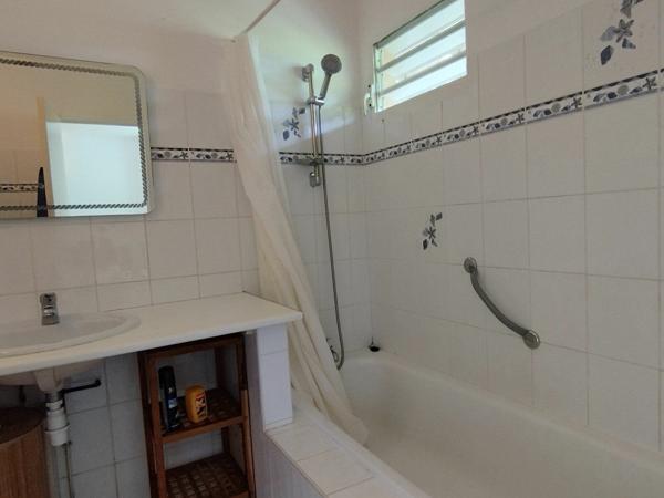 Maison à vendre    5 pièces • 107,66 m2 Saint-François