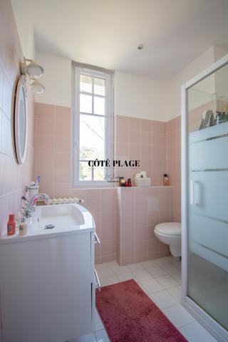 Royan (17200) ROYAN PONTAILLAC VILLA 1930 AU PRIX DE 883 500 € HAI