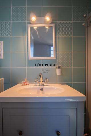 Royan (17200) ROYAN PONTAILLAC VILLA 1930 AU PRIX DE 883 500 € HAI