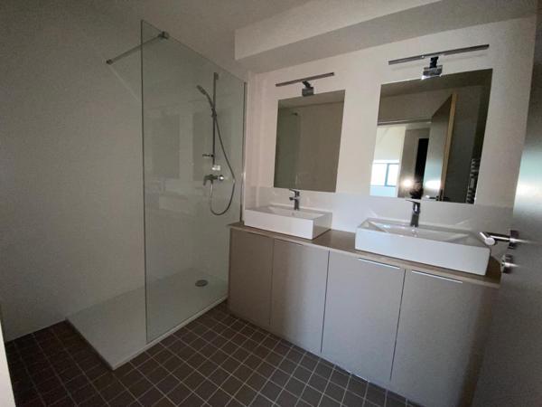 Appartement T3 entièrement rénové de 84m² - Secteur JARDIN DES PLANTES