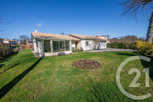 Maison à vendre  7 pièces - 164 m 2   LE HAILLAN  - 33