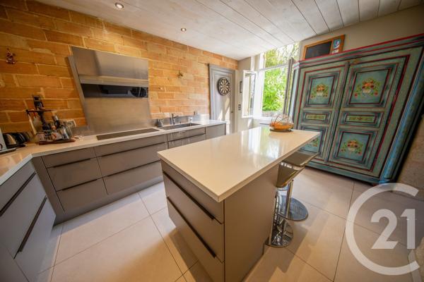 Maison à vendre  7 pièces - 164 m 2   LE HAILLAN  - 33