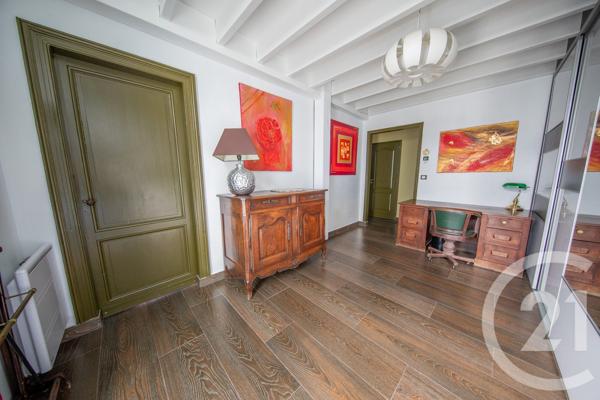 Maison à vendre  7 pièces - 164 m 2   LE HAILLAN  - 33