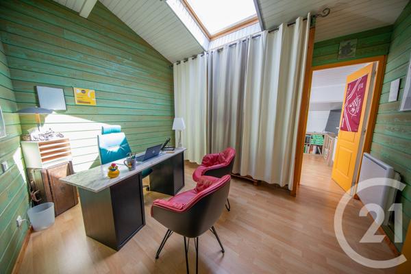 Maison à vendre  7 pièces - 164 m 2   LE HAILLAN  - 33