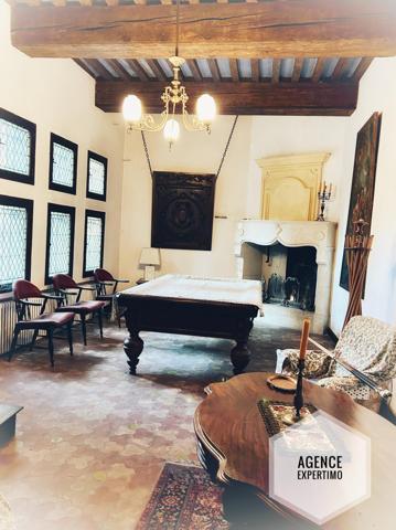 Courthézon (84350) Hôtel particulier de prestige offrant 568 m² de surface totale à Courthézon