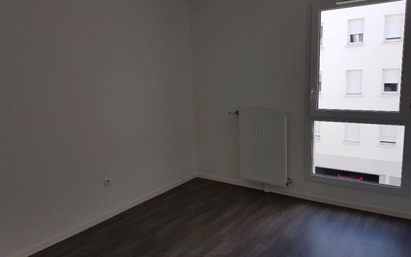 Appartement à louer    1 pièce •  Meaux