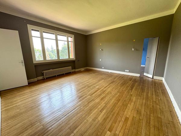 Maison de Maître 8 pièces 325m² avec Piscine / Terrain de tennis / Parc de 25 000m² / L'UNION
